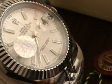 Charger l&#39;image dans la galerie, Rolex Datejust 41 Acier Inoxydable Cannelé / Jubilé / Blanc 126334-0010